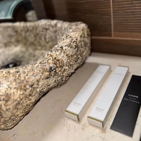 Fonte Retreat Premium Sandim